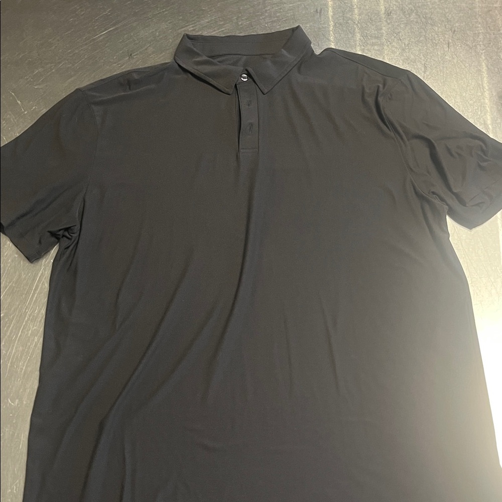 Vuori Black T-Shirt with Logo Patch